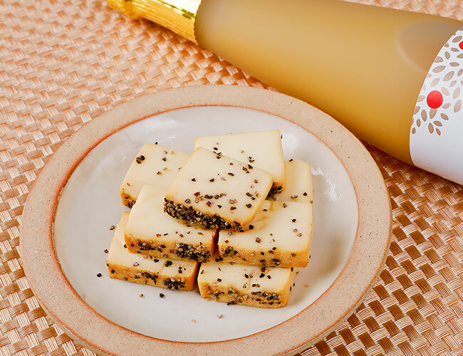 煙神 カットブラックペッパーチーズ