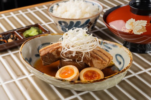 豚の角煮定食